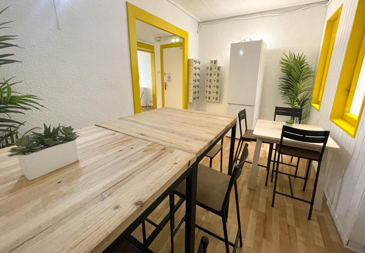 Az The Bridge Hostel - Coliving Σαραγόσα Εξωτερικό φωτογραφία