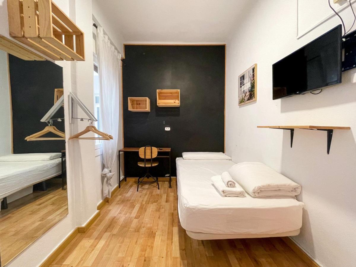Az The Bridge Hostel - Coliving Σαραγόσα Εξωτερικό φωτογραφία